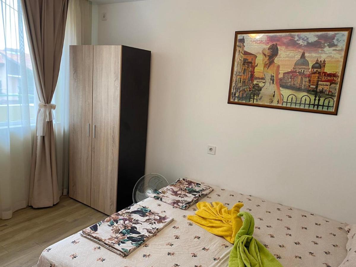 Jacky'S House Hotel Chernomorets Bagian luar foto