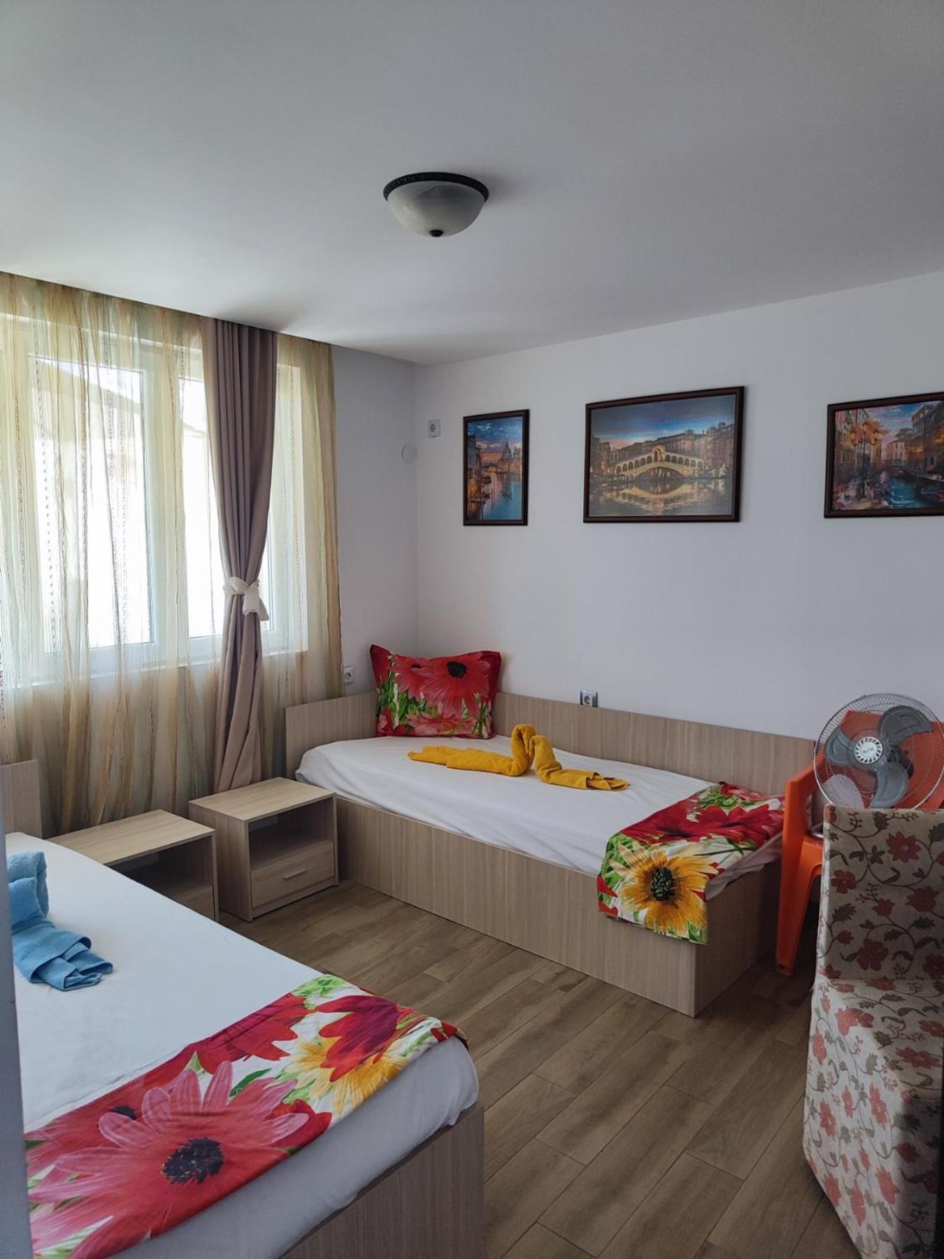 Jacky'S House Hotel Chernomorets Bagian luar foto